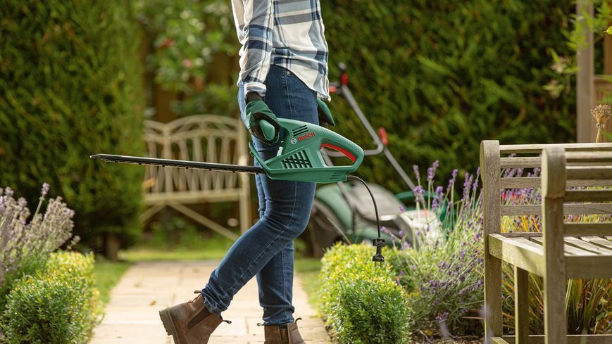 Кусторез Bosch EasyHedgeCut 55 450Вт 55см шаг реза 16мм 2.7кг RC_0.600.847.C02 фото