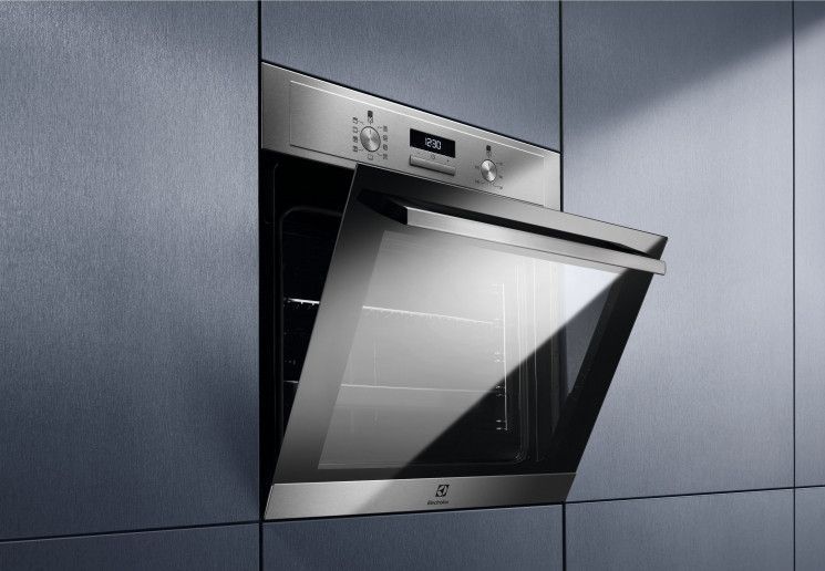 Духовой шкаф Electrolux электрический, 65л, A, дисплей, конвекция, нерж. RC_EOF3H40BX фото