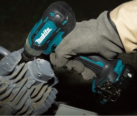 Аккумуляторный ударный гайковерт Makita TW141DWME RC_TW141DWME фото