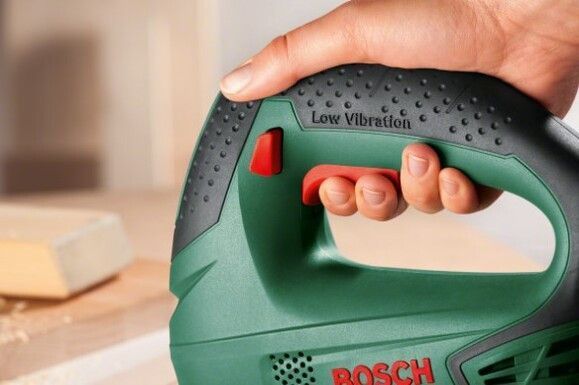 Електролобзик Bosch PST 700 E (06033A0020) RC_0.603.3A0.020 фото