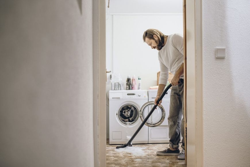Пылесос профессиональный Karcher WD 5 V-25/5/22, 1100Вт, контейнер 25л, 8.45кг RC_1.628-300.0 фото