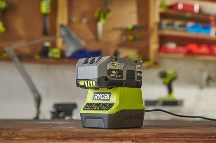 Зарядний пристрій ONE+ RC18-120 18В 2А (unpacked) Ryobi RC_5133002891UNP фото