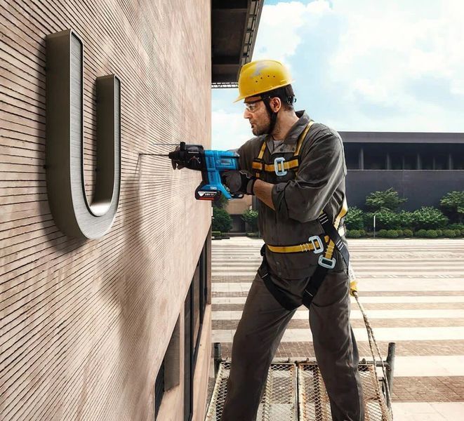 Акумуляторний перфоратор Bosch GBH 180-LI SDS-Plus 18В акб 1x4А/год 2Дж 2.3кг RC_0.611.911.122 фото
