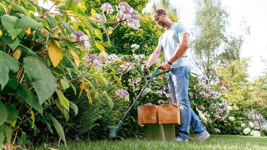 Тример садовий Bosch EasyGrassCut 23 280Вт 23см 1.9кг RC_0.600.8C1.H01 фото