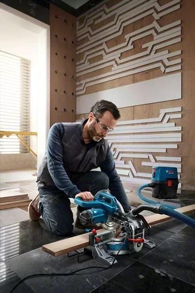 Пила торцовочная Bosch GCM 216 1300Вт диск 216мм 10.1кг RC_0.601.B33.000 фото