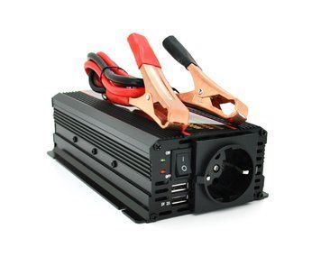 Інвертор напруги CARMAER2000W 12/220V з апроксимованою синусоїдою 1Shuko 2*USB (DC:5V/2A) крокодили+ U_28560 фото