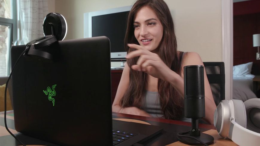 Вебкамера Razer Kiyo FullHD, 30fps, автофокус, чорний RC_RZ19-02320100-R3M1 фото
