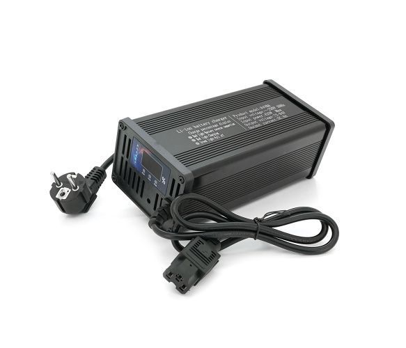 Зарядний пристрій для акумуляторів LiFePO4 72V, 8A, 185x88x60mm AMA_U_37032 фото