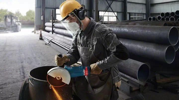 Шліфмашина кутова Bosch GWS 24-230 JZ, 230мм, 2400Вт, 8500об/хв, плавн. пуск із системою захисту від пилу RC_0.601.8C3.300 фото