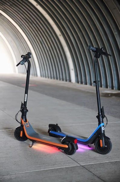 Електросамокат Ninebot дитячий C2, помаранчевий Segway RC_AA.10.04.01.0013 фото