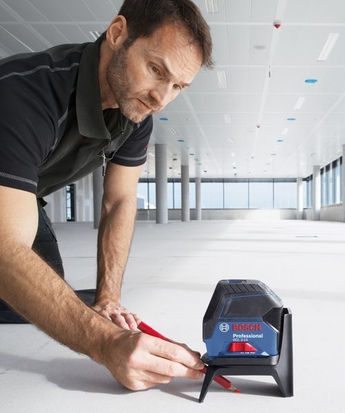 Bosch Нівелір лазерний GCL 2-15 до 15м, &plusmn;0.3мм/м, +RM1, 0.5кг RC_0.601.066.E00 фото