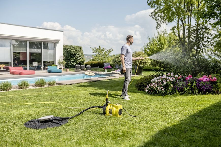 Насос садовий Karcher BP 4.500 Garden, 550Вт, 4.5 куб/година, висота подачі 36м, висота всмоктування 8м, 6.4кг (без акумулятора та RC_1.645-700.0 фото