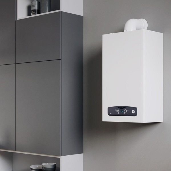 Котел газовый Ariston CARES S 30 двухконтурный конденсационный 30кВт RC_3301638 фото