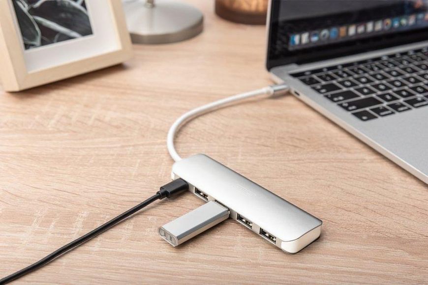 Digitus Концентратор USB Type-C, 4xUSB 3.0 + функція зарядного пристрою RC_DA-70242-1 фото