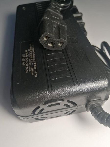 Зарядний пристрій для літієвих акумуляторів 72v 3А HY_14124 фото