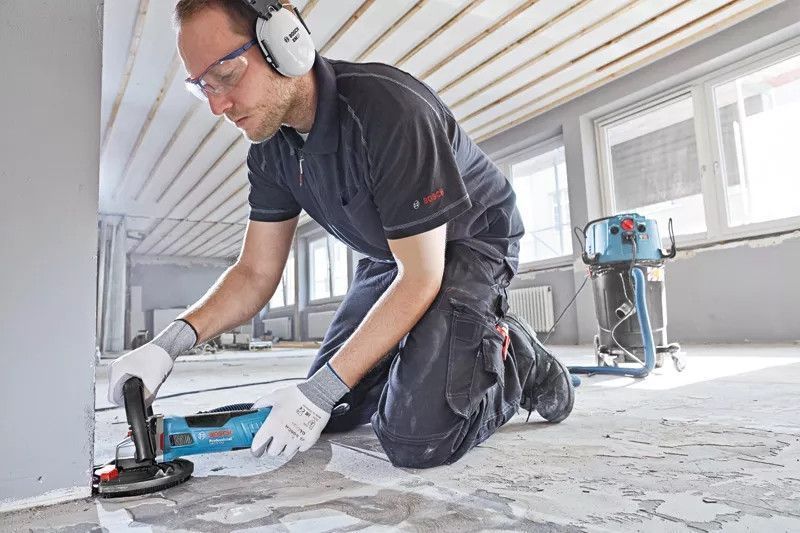 Bosch Шліфмашина кутова GBR 15 CAG 125мм 1500Вт 9300об/хв 2.6кг RC_0.601.776.001 фото