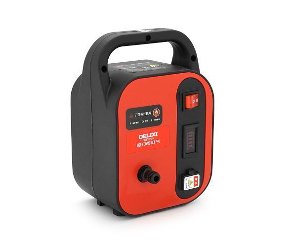 Насос для поливу Delixi 12V, 7-9 л/хв, шланг(8мм) 5 м, 1,5 кг U_36643 фото