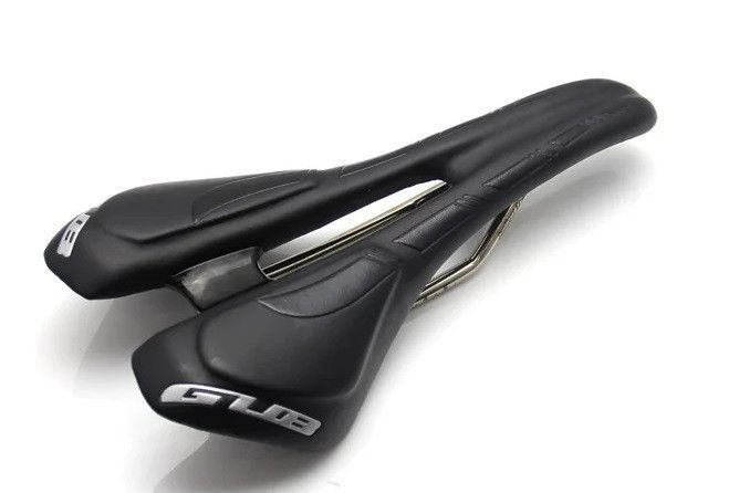 Седло спортивное с эргоном. отверстием EVA GUB 1150 с гелем 275*142 черн. (черн.) VT_SAD-477 фото
