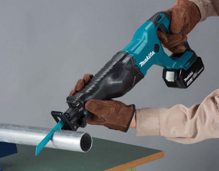 Пилка шабельна акумуляторна Makita DJR186Z, LXT 18В, пропил 255мм, хід 32мм, 3.7кг, без АКБ та ЗП RC_DJR186Z фото
