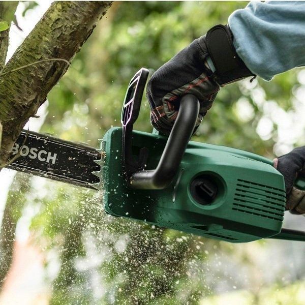 Пила цепная Bosch UniversalChain 35 35см 1800Вт цепь Oregon 4.2кг RC_0.600.8B8.303 фото