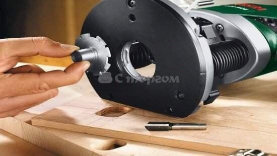 Фрезер Bosch POF 1400 ACE (060326C820) RC_0.603.26C.820 фото