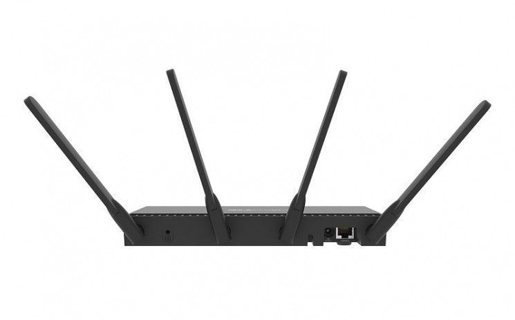 Маршрутизатор MikroTiK RouterBOARD RB4011iGS+5HacQ2HnD-IN RC_RB4011iGS+5HacQ2HnD-IN фото