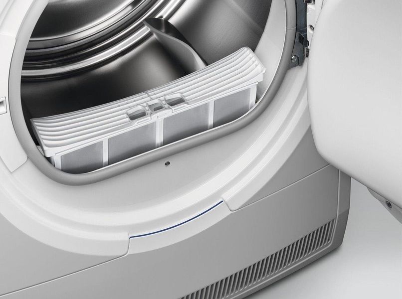 Сушильная машина Electrolux конденсационная, 7кг, B, 63см, дисплей, белый RC_EW6C427WU фото