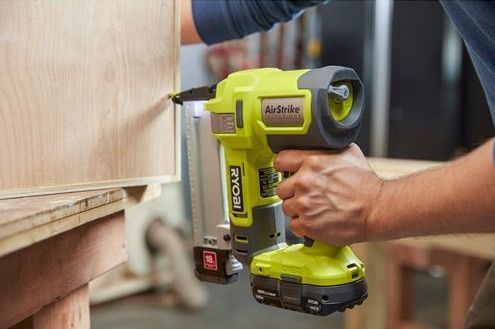 Степлер акумуляторний Ryobi R18GS18-0 18В ONE+ скоба 10-38мм тип 18G 2.3кг без АКБ та ЗП RC_5133005138 фото