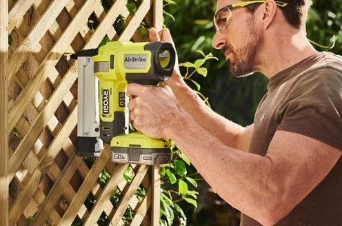 Степлер акумуляторний Ryobi R18GS18-0 18В ONE+ скоба 10-38мм тип 18G 2.3кг без АКБ та ЗП RC_5133005138 фото