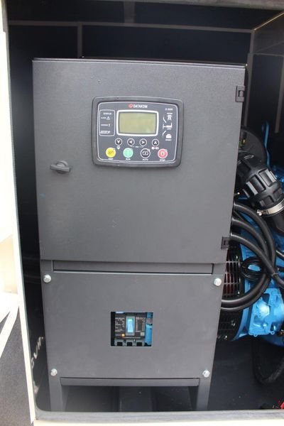 Дизельный генератор UNIVERSAL UND-BD 28 кВт KM_UND-BD 35 KVA фото
