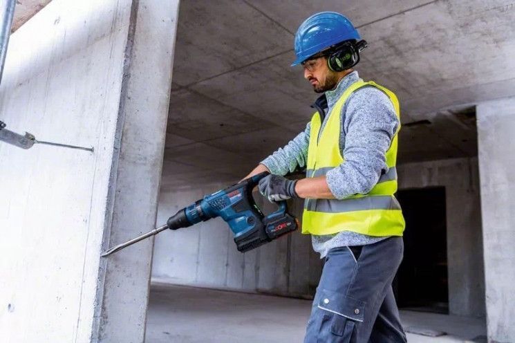Перфоратор Bosch GBH 18V-36 C SOLO, акумуляторний, SDS-Max, 18В, 7 Дж, 5.1кг без ак. RC_0.611.915.021 фото
