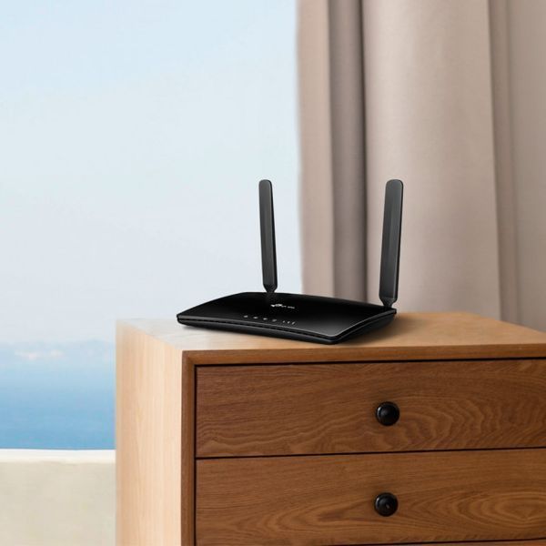 Маршрутизатор TP-LINK TL-MR150 N300, 4G/LTE, 3xFE LAN, 1xFE WAN RC_TL-MR150 фото