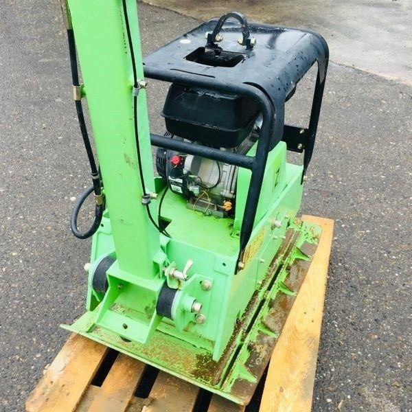 Віброплита Zipper ZI-RPE330G KM_ZI-RPE330G фото