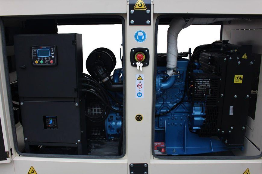 Дизельний генератор UNIVERSAL UND-BD 81 кВт KM_UND-BD 90 KVA фото