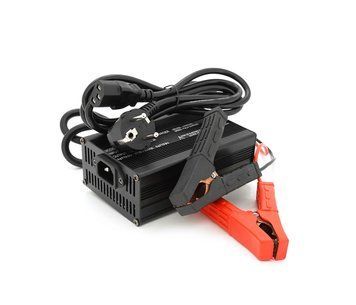 Зарядное устройство для аккумуляторов Li-ion 12V (12,6V),3S,15A, + крокодилы, индикация, 135х90х50mm U_36865 фото