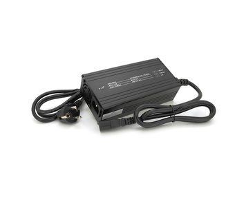 Зарядний пристрій для акумуляторів Li-ion 12V(12,6V),3S,15A, LED-індикація, 137x90x50mm U_36977 фото