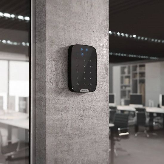 Бездротова сенсорна клавіатура Ajax Keypad Plus чорна RC_23069 фото