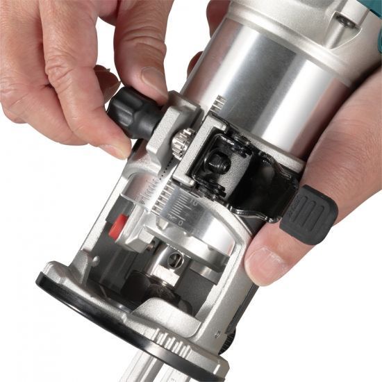 Фрезер Makita RT0702CX2 710ВТ цанга 6 та 8мм 10000-34000об/хв 1.8кг RC_RT0702CX2 фото