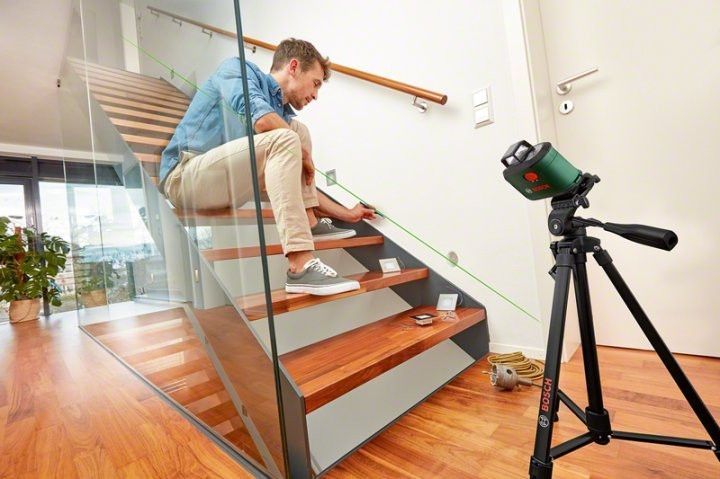 Bosch Нівелір лазерний UniversalLevel 360 Set, до 24м, &plusmn;0.4мм/м, TT150+високий, 0.56кг RC_0.603.663.B04 фото