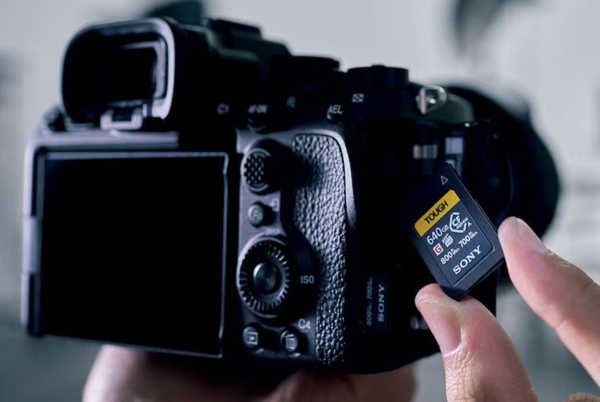 Карта памяти Sony CFexpress Type A 320GB R800/W700 Tough RC_CEAG320T.SYM фото