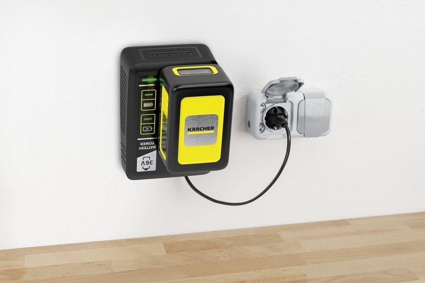 Набор аккумулятора и зарядного устройства Karcher, 36В, 2.5А&bull;ч, ЗУ RC_2.445-064.0 фото