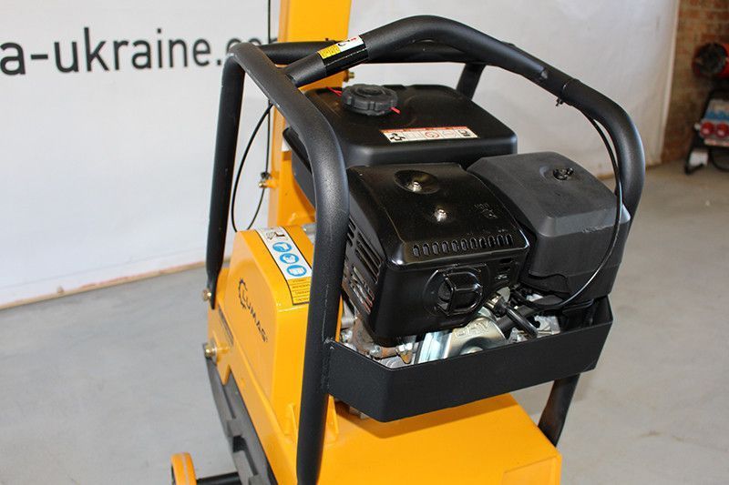 Бензинова реверсивна віброплита Lumag RP160HPC (30,5кН) KM_RP160HPC фото