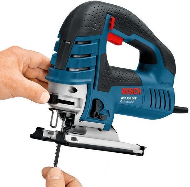 Лобзик Bosch GST 150 BCE, 780Вт, 500-3100 об/мин, 2.7кг RC_0.601.513.000 фото